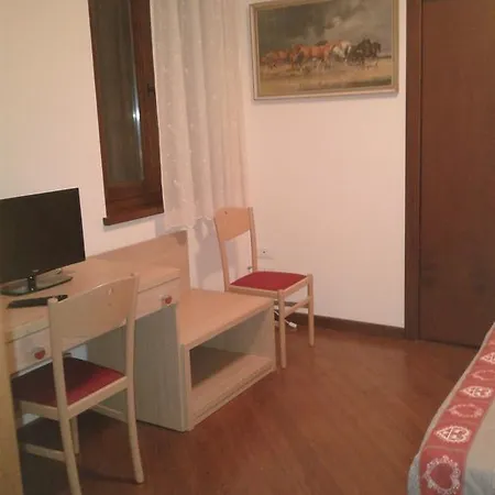 Agriturismo Antica Pieve مزرعة للإقامة *